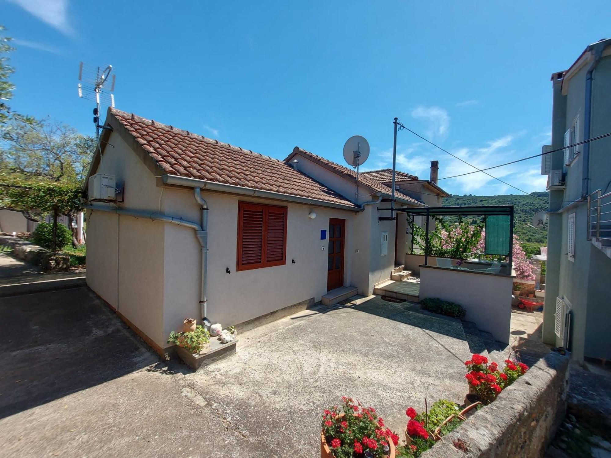 Apartmani Bugenvilija Brbinj ภายนอก รูปภาพ